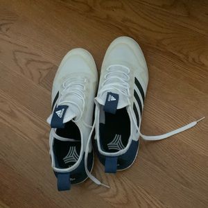 Like new indoor soccer shoes